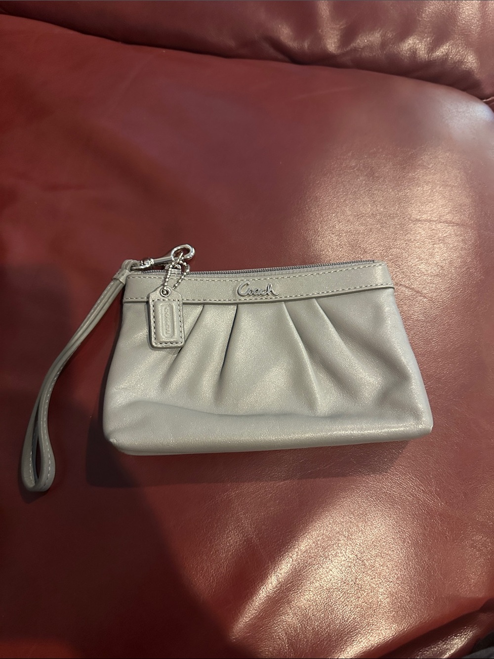 Vintage Coach Metallic Silver Pleated Wristlet